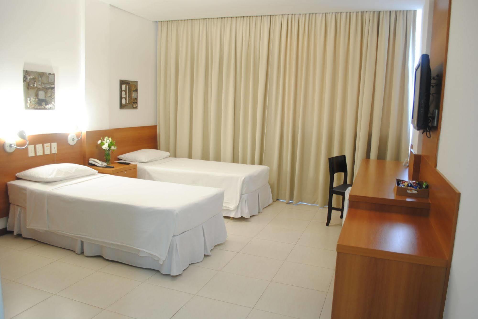 Hotel Serra Grande - Serra - Es Buitenkant foto